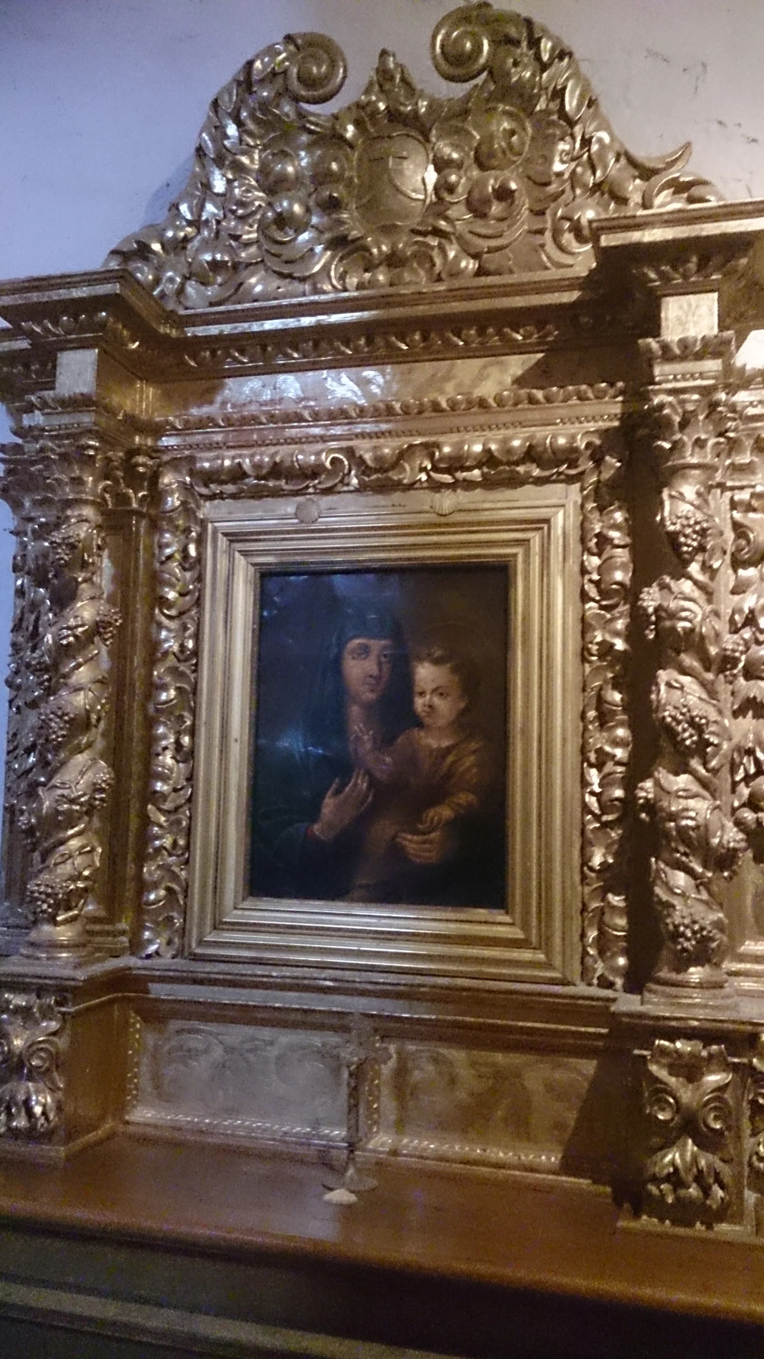 Mary and Jesus in the church of St Stephen