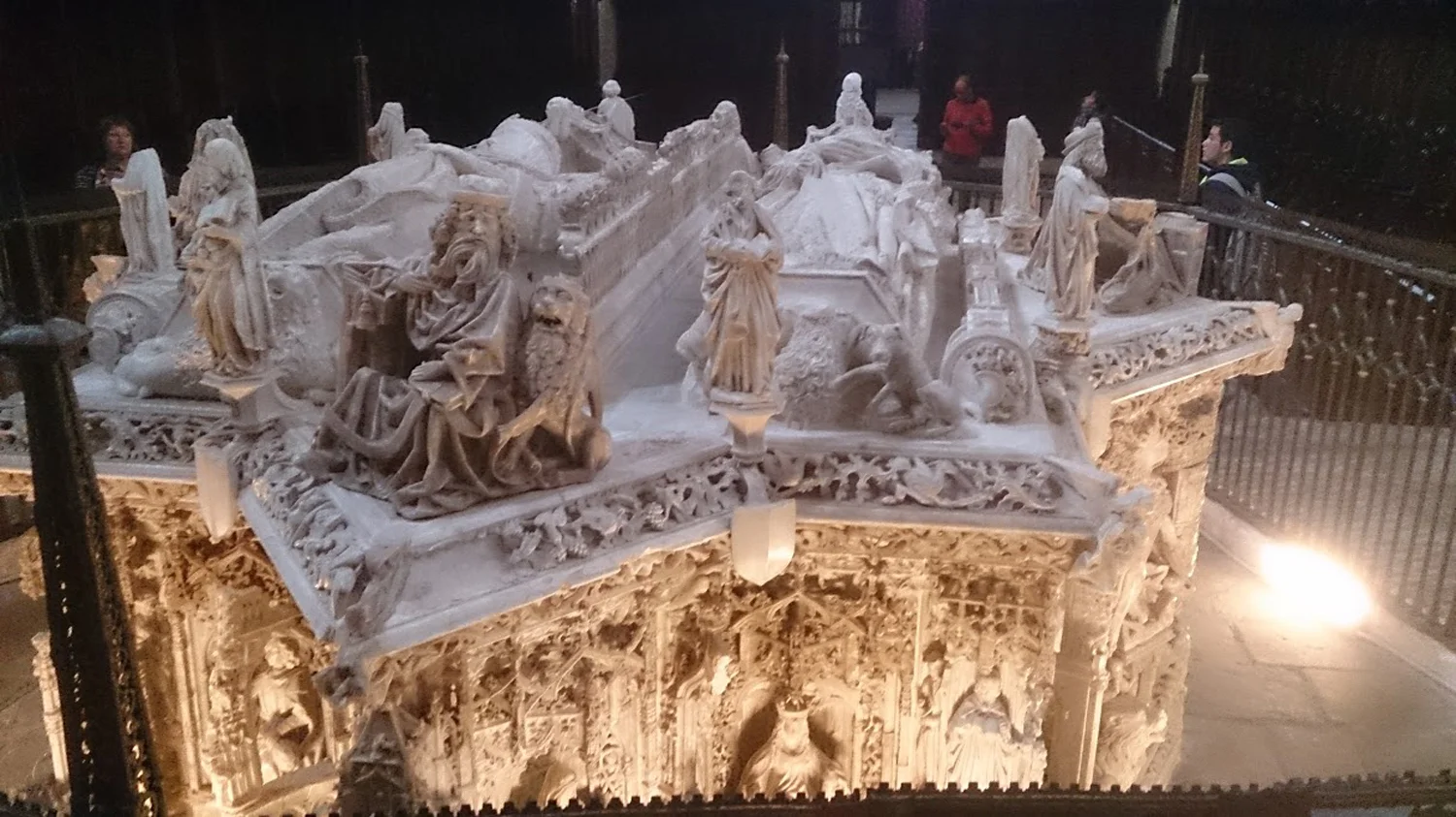 Note the fine lace work of the sculpture. Exquisite!