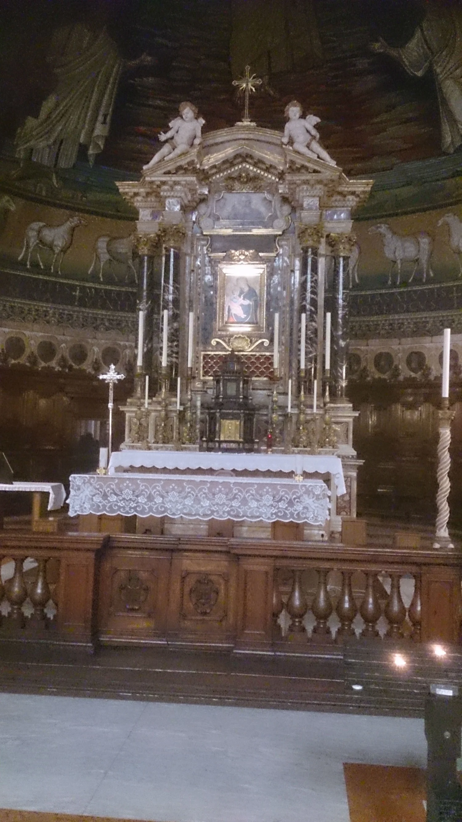 Altar at Church of Sts Cosmos & Damien