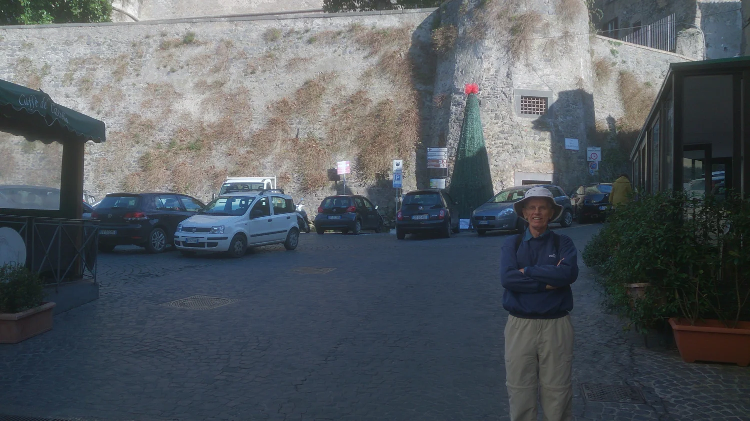 In front of the castle wall Bracciano