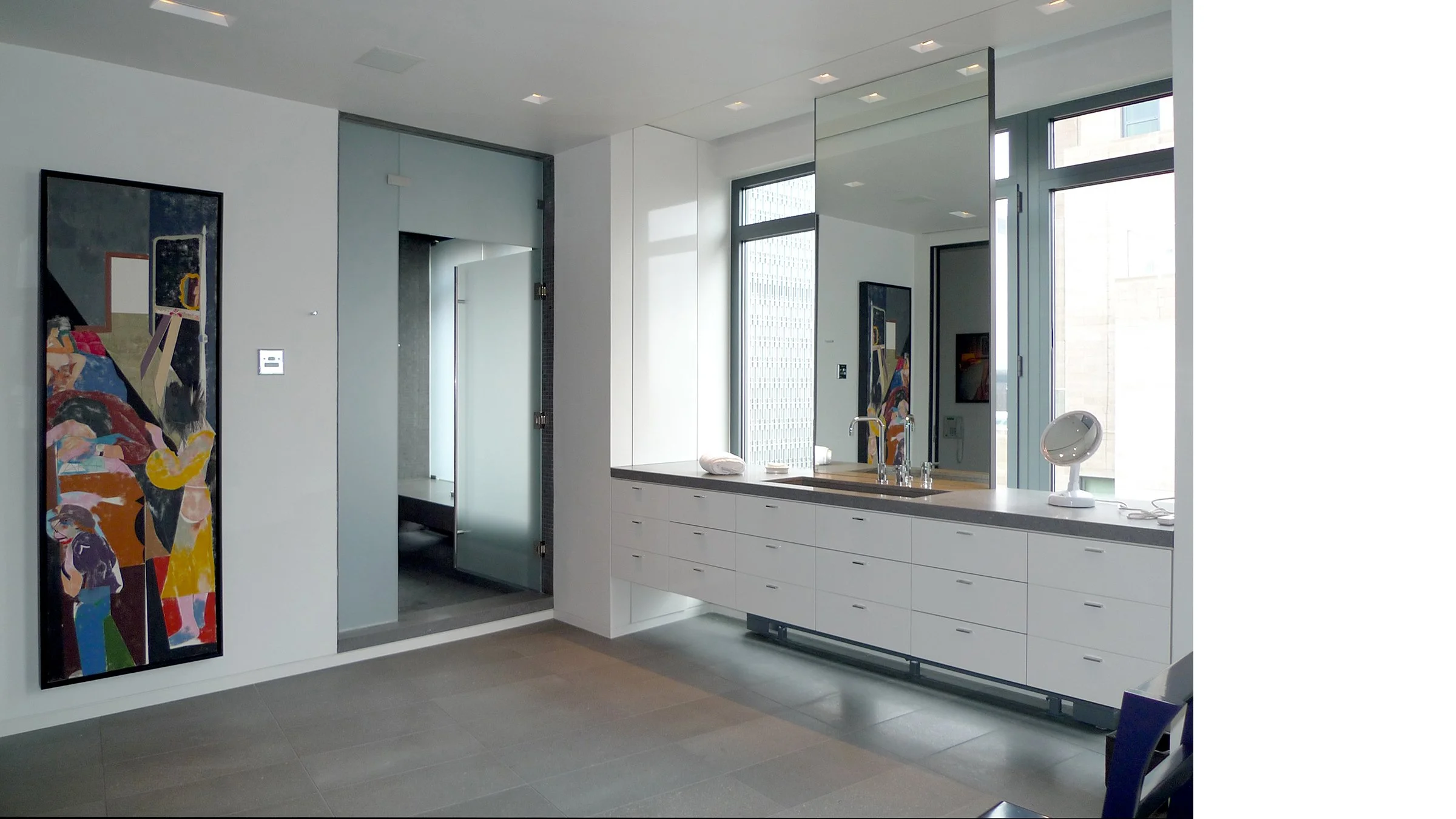 07 Bathroom - His.jpg