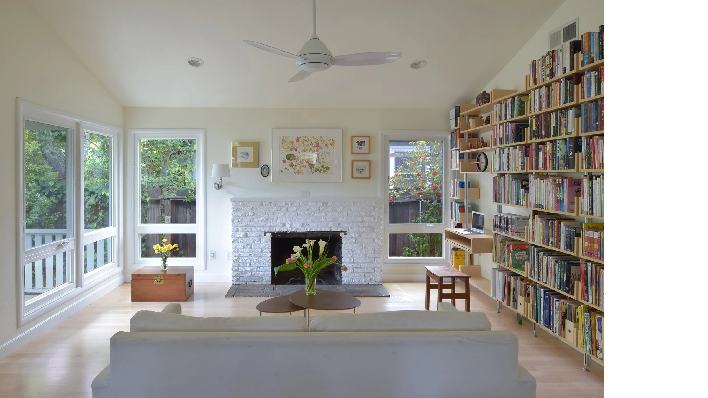 03 Living Room 2.jpg
