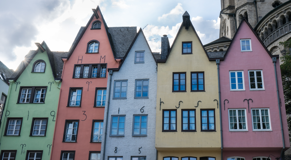 THE COLORFUL HOUSES, KÖLN, GERMANY // MEETYOUTHERE.ME
