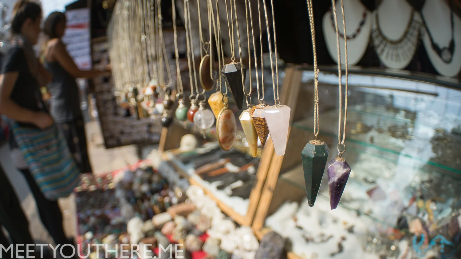 THE MARKET STREETS OF PUSHKAR, INDIA // MEETYOUTHERE.ME TRAVEL BLOG