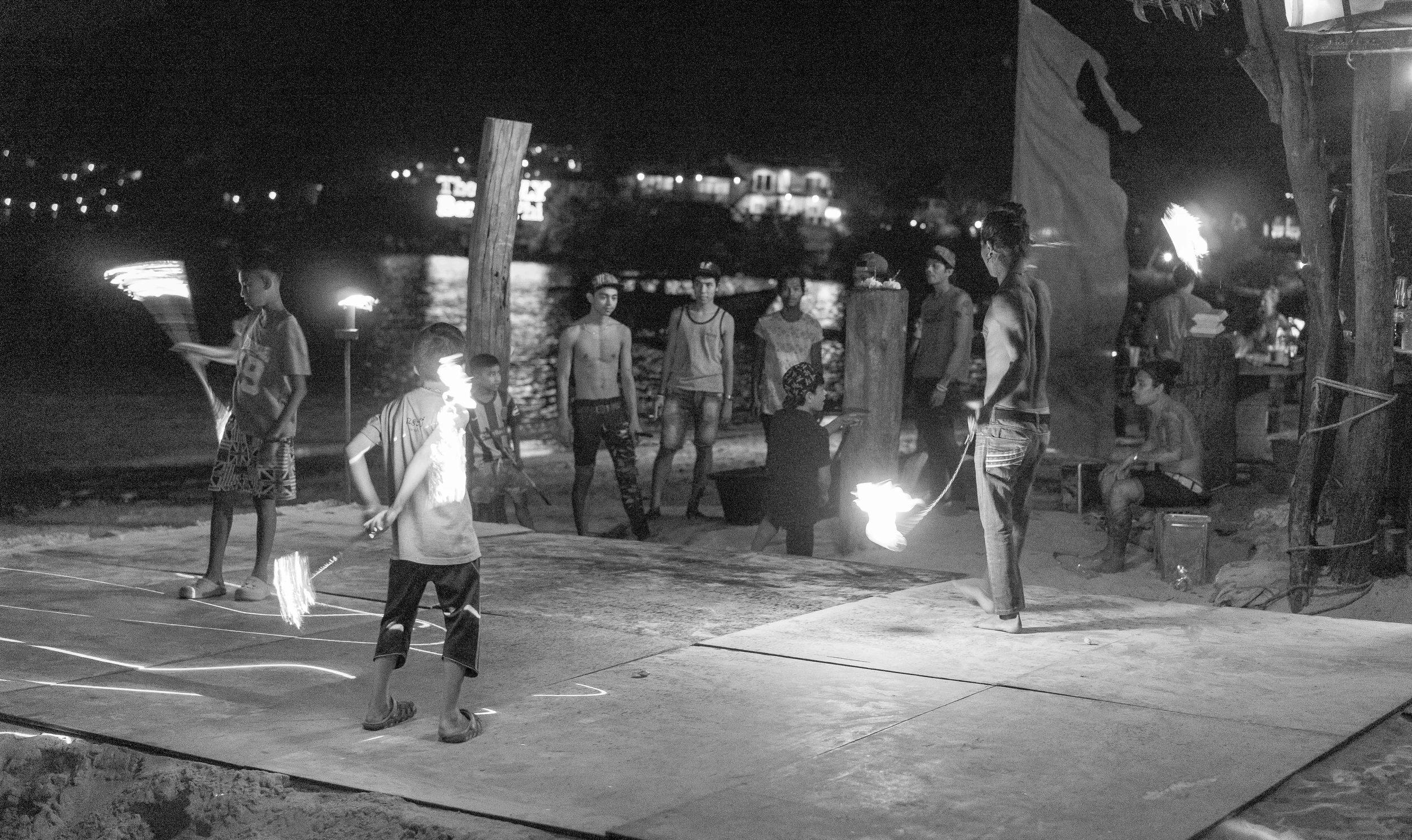 STONES HOSTEL AND BEACH BAR, FIRE SHOW, KOH PHI PHI, THAILAND
