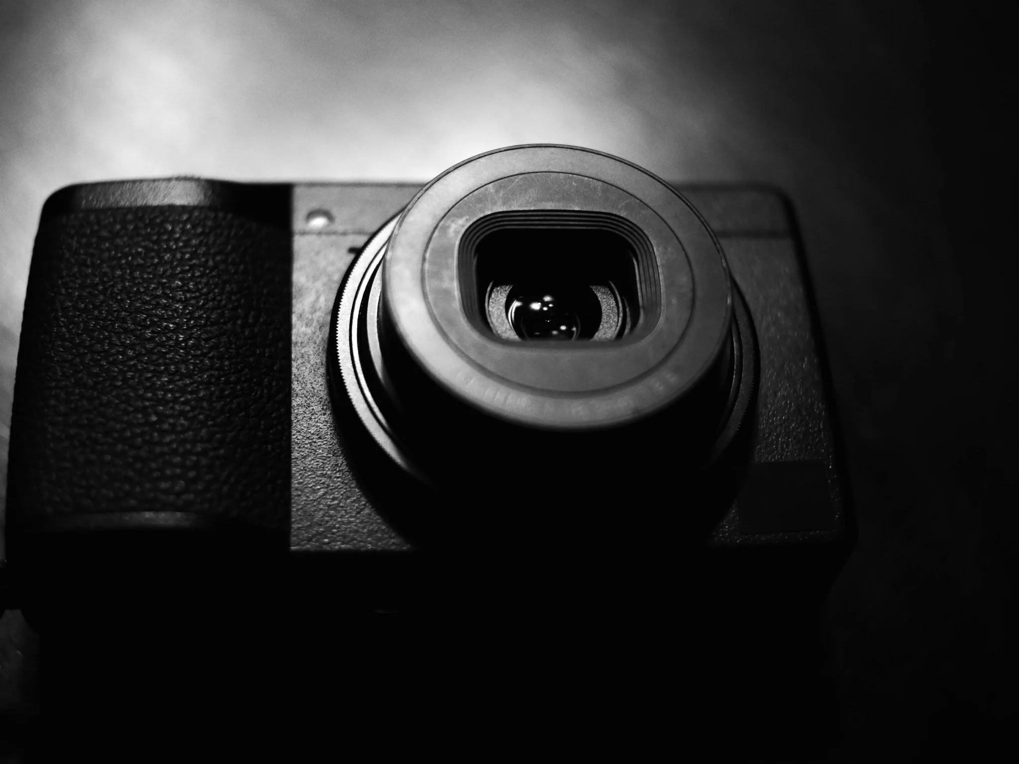 ショット数596回■美品■RICOH GR III Ricoh GR: The little wolf in sheep's clothing that thinks it is a