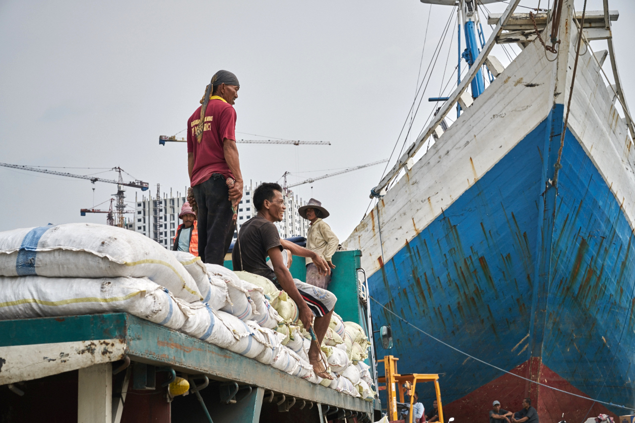 Sunda Kepala, world's oldest operating shipyard stories it must hold