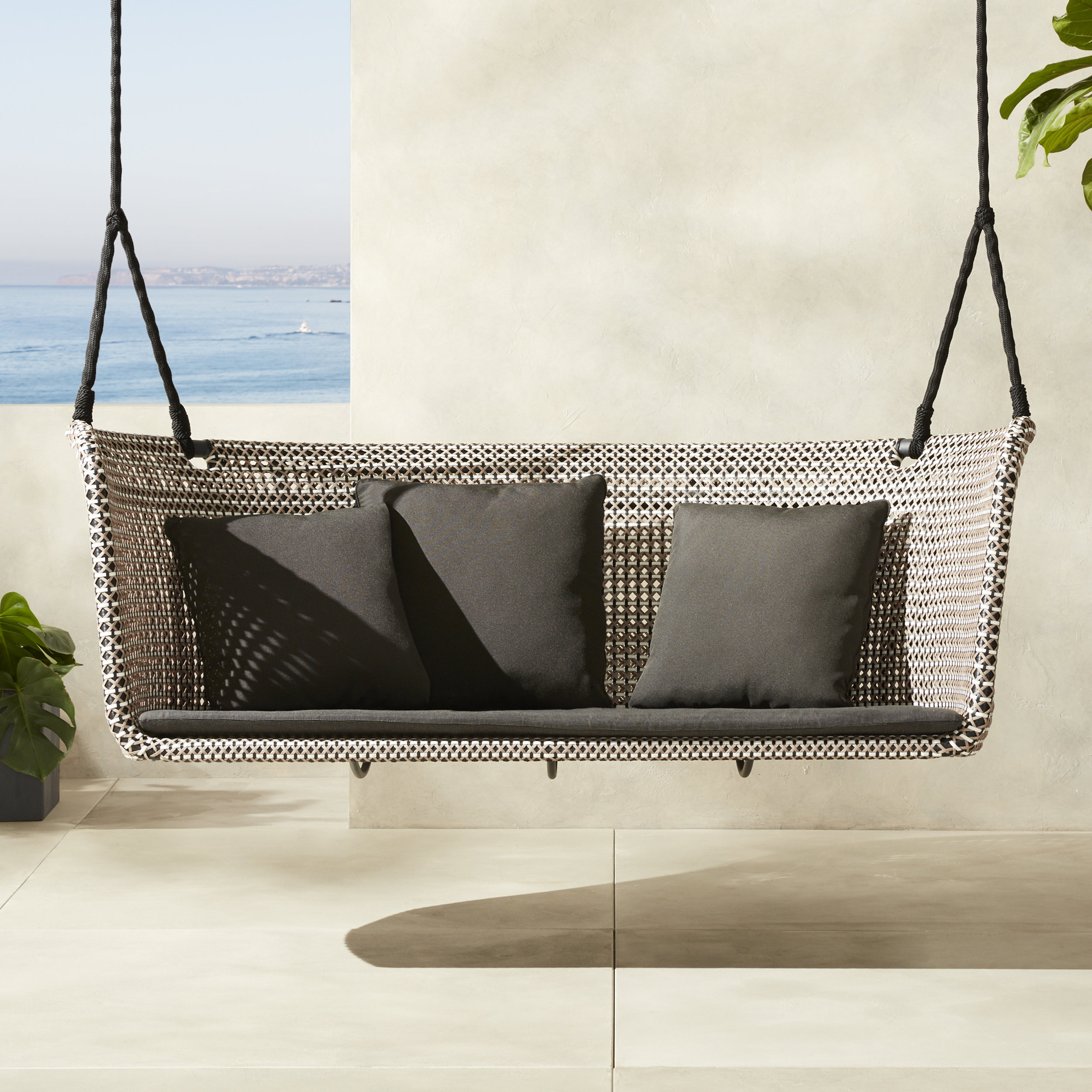 Crate_GroveHangingLoveseatSwingSHS18.jpg