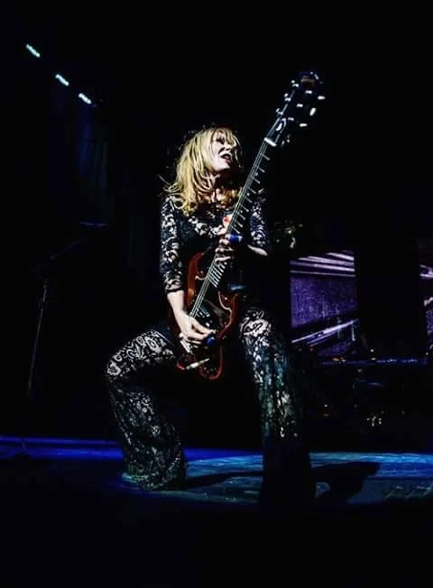 Nancy Wilson black Lace.JPG