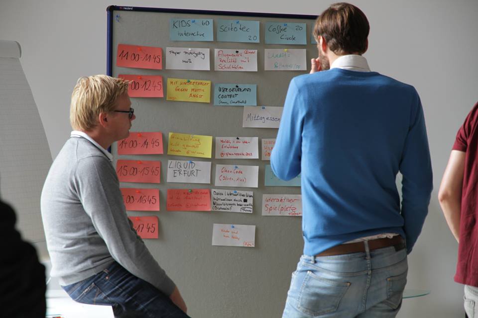 Der handgemachte Session-Plan. Foto: https://de-de.facebook.com/barcamperfurt