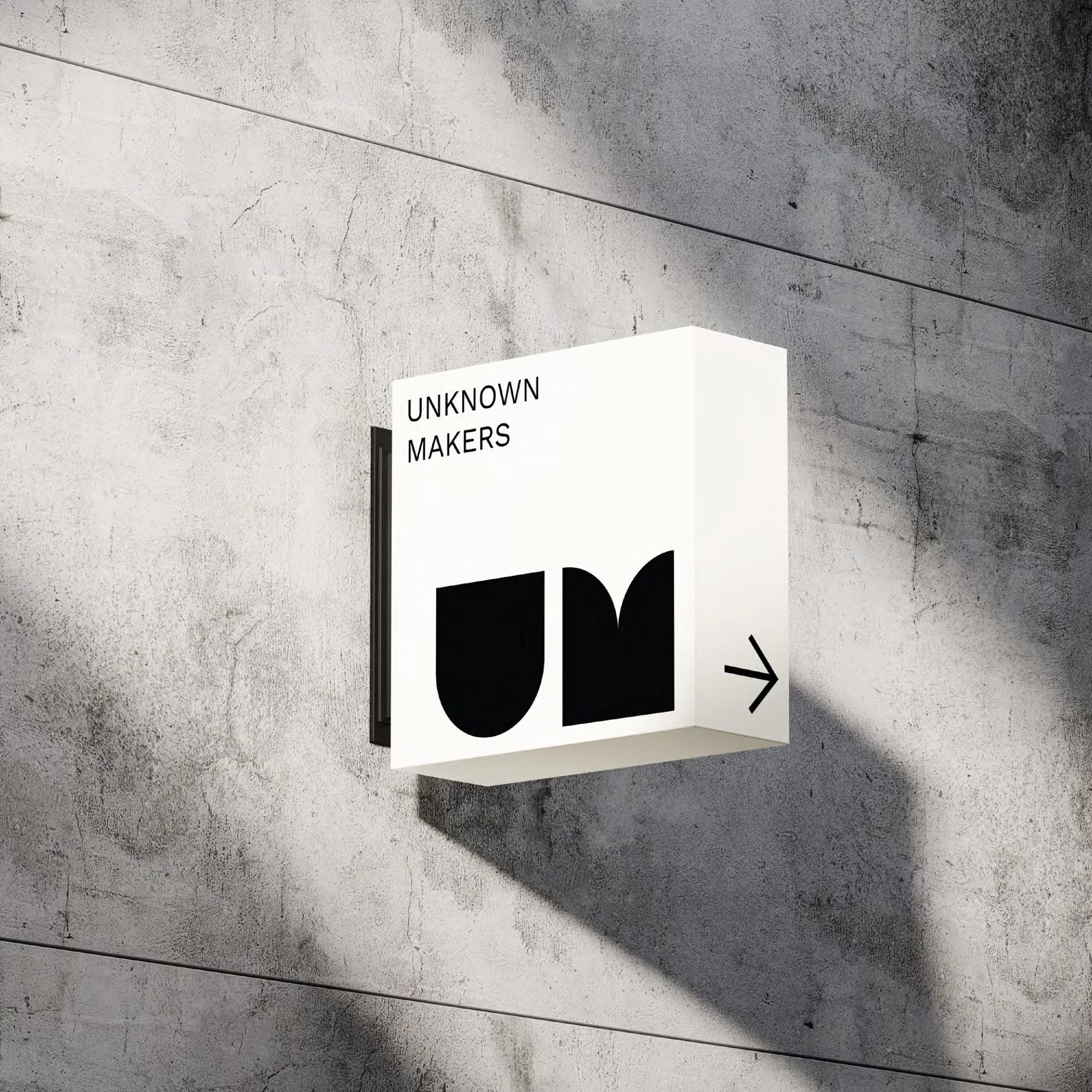 Unknown Makers Presentation by HolumStudio full_Page_27 11.35.29.jpg