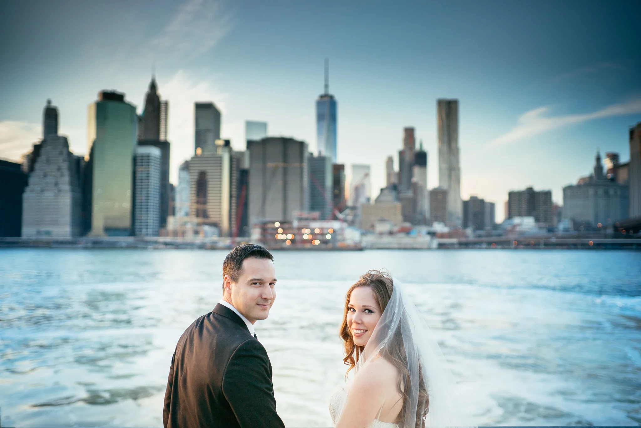 Αν θελετε να επιλέξετε ενα μοναδικό team ποιοτικών φωτογράφων για τον δικό σας γάμο μπορείτε να επικοινωνήσετε με email ή στο 6978117521 για διαθεσιμότητα και τιμές! Πρίν φύγετε δείτε εδω τα βίντεο μας