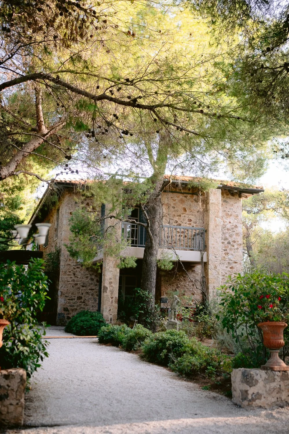 outside view of sinterina villa