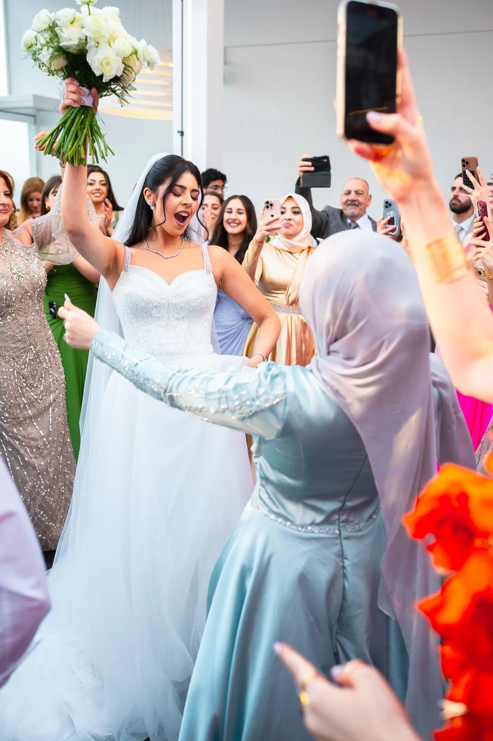 seasoul wedding dancing bride
