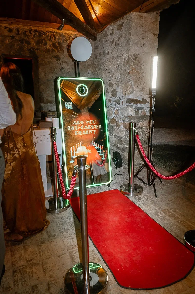 photobooth in wedding in sinterina estate