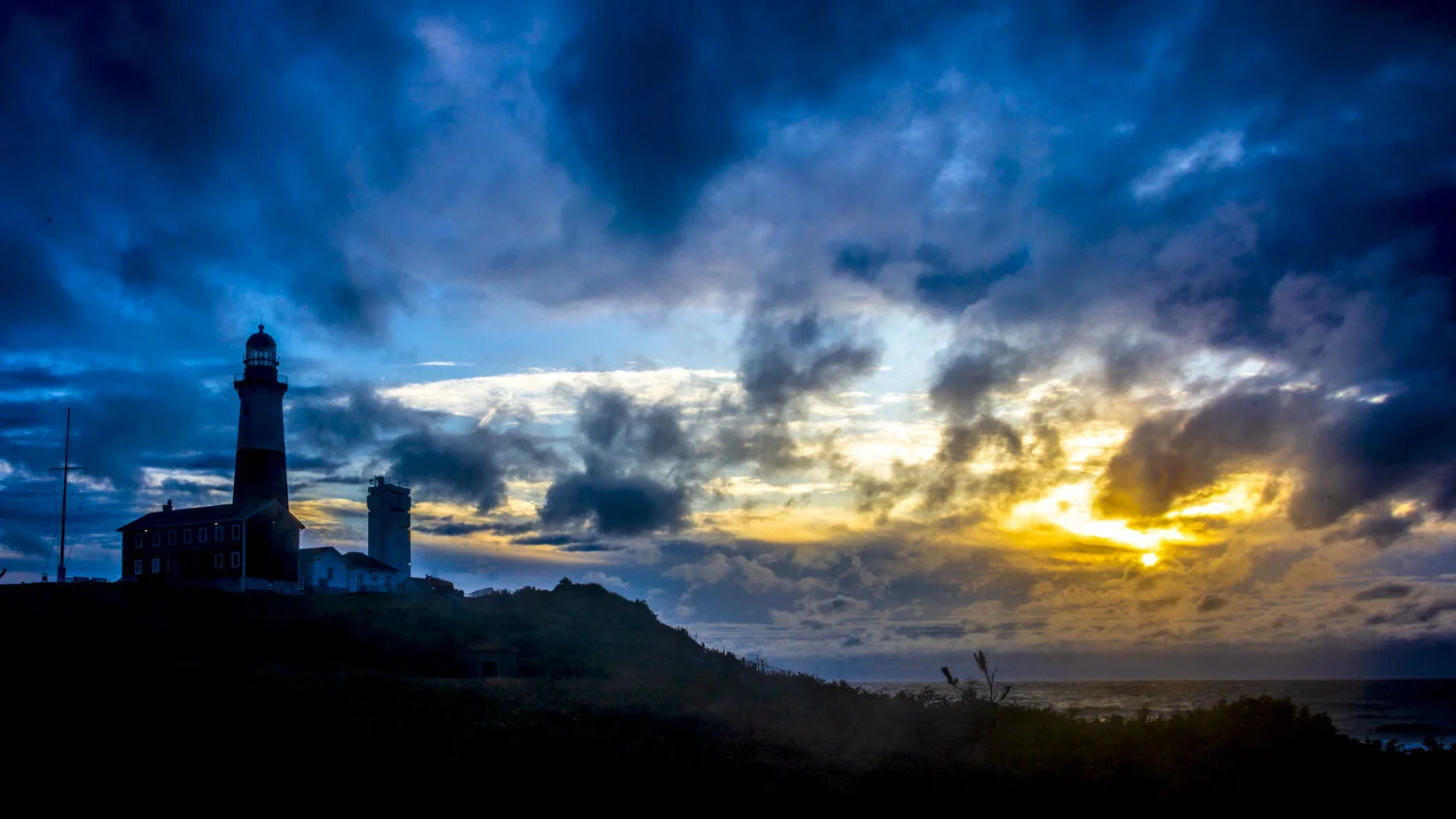 Montauk - Lighthouse at Dawn