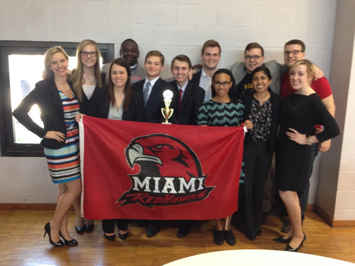 Miami B (left to right): Jaime Glinka (Coach), Dani Kunkel (2018), Julia Luna (2017), Imokhai Okolo (2017), Adam Korn (2017), Henry Leaman (2017), Spencer Tackett (2017), Jazmine Kee (2017), Oliver Zoellner (2016), Reeti Pal (2017), Neal Schuett (Coach), Katie O'Keeffe (2017), 