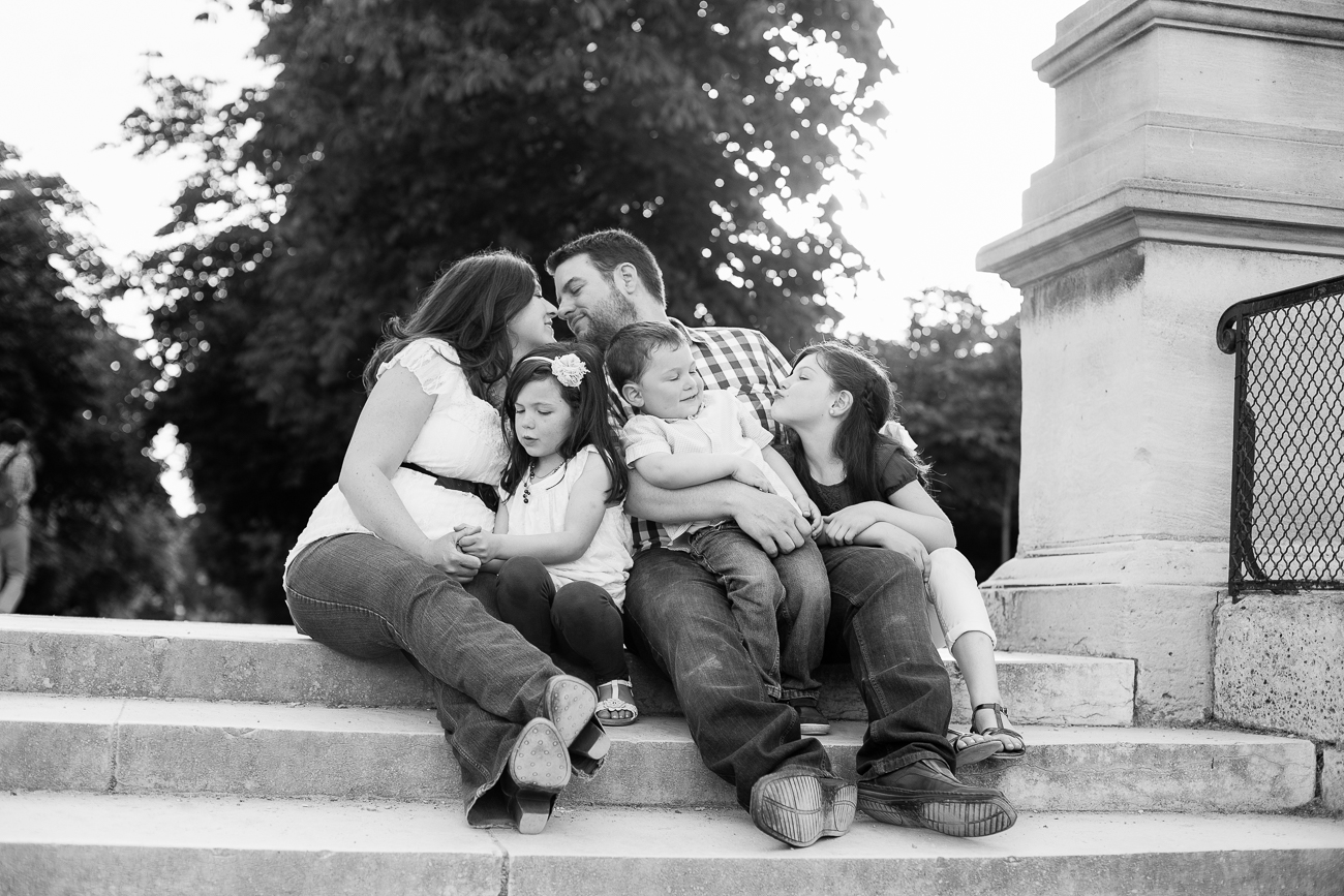 Paris, France Family Photographer II Photographe famille de Paris II Jardin du Luxembourg_022.jpg