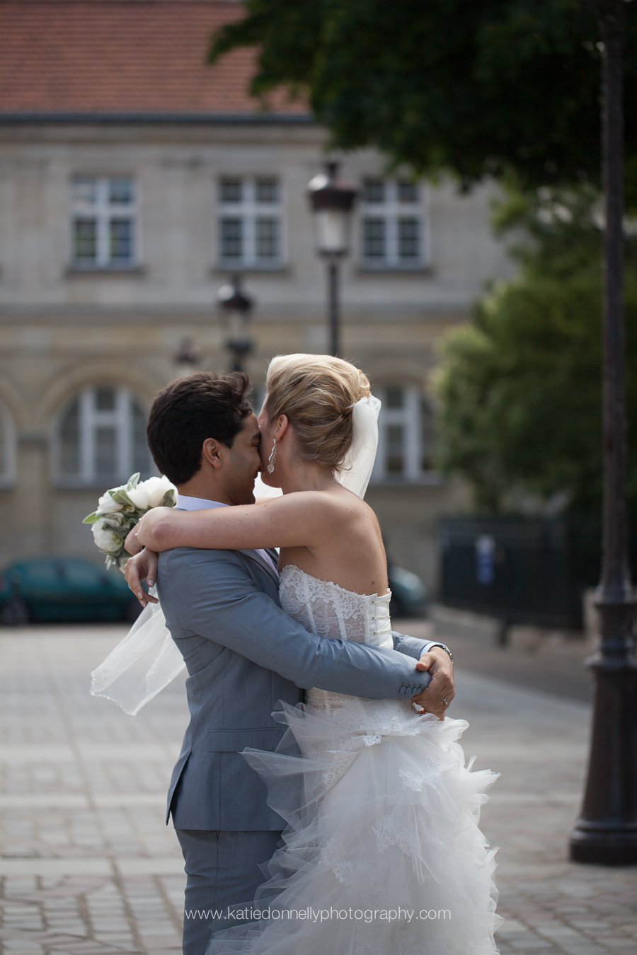 France Destination Photographer Europe Paris 14eme Mariage_014.jpg