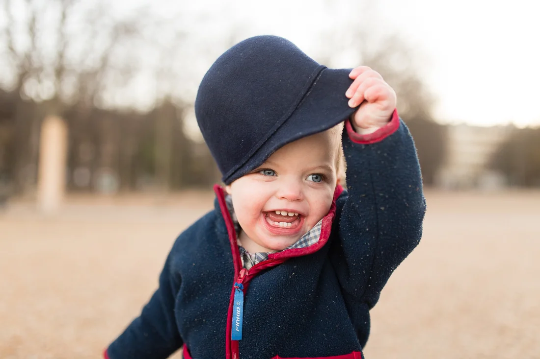 winter-family-photo-session-ideas-paris-photographer-4
