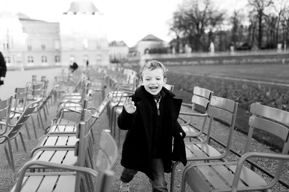winter-family-photo-session-ideas-paris-photographer-7
