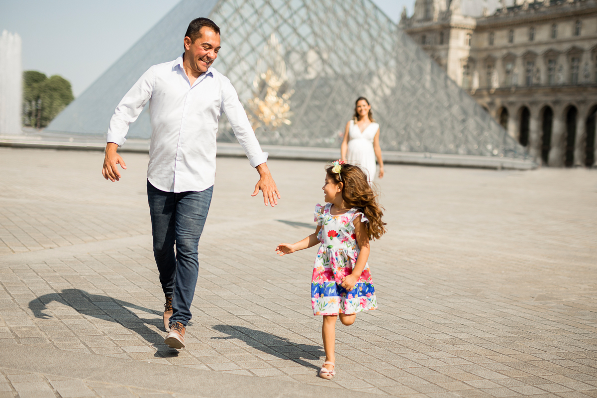 photographe_lifestyle_grosesse_famille_paris-louvre_008.jpg