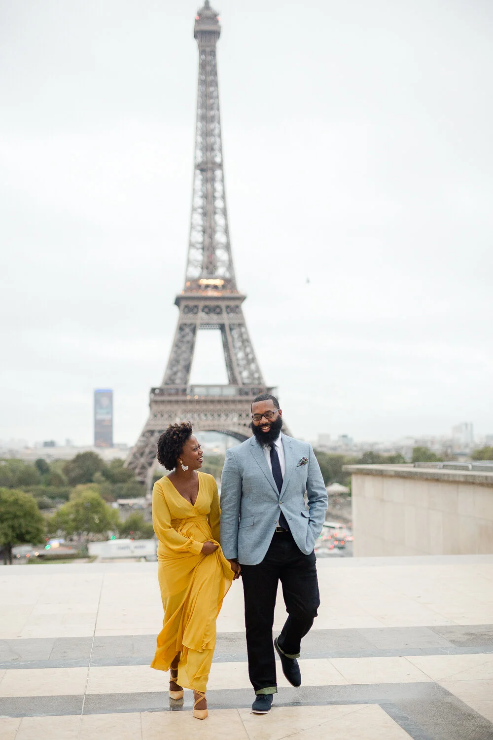 Paris Proposal Photographer A Winter Surprise Proposal At The Trocadero Eiffel Tower Best Paris Photographer