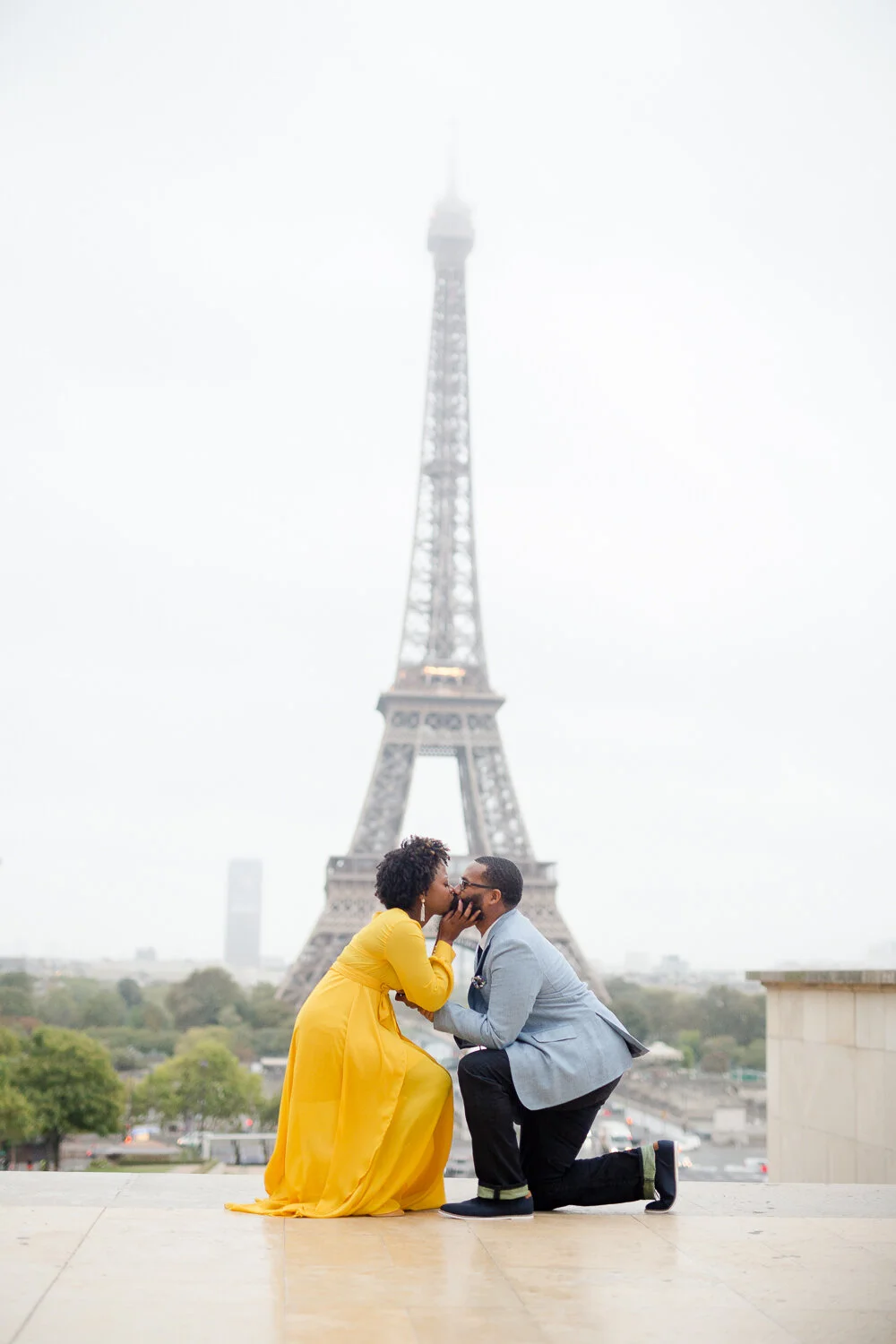 Paris Proposal Photographer A Winter Surprise Proposal At The Trocadero Eiffel Tower Best Paris Photographer