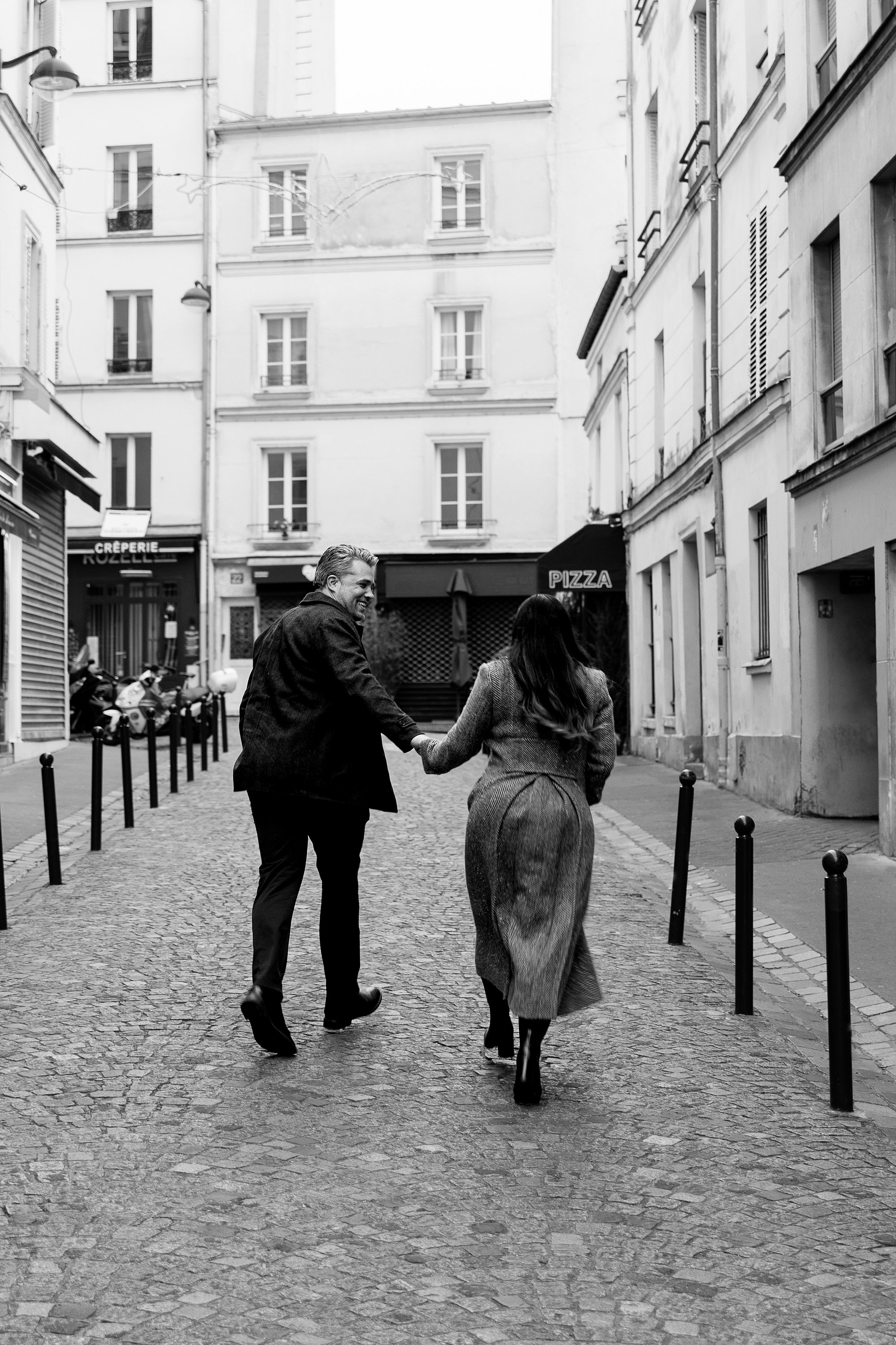 paris-couple-romantic-winter-photo-shoot-photographer-006.jpg