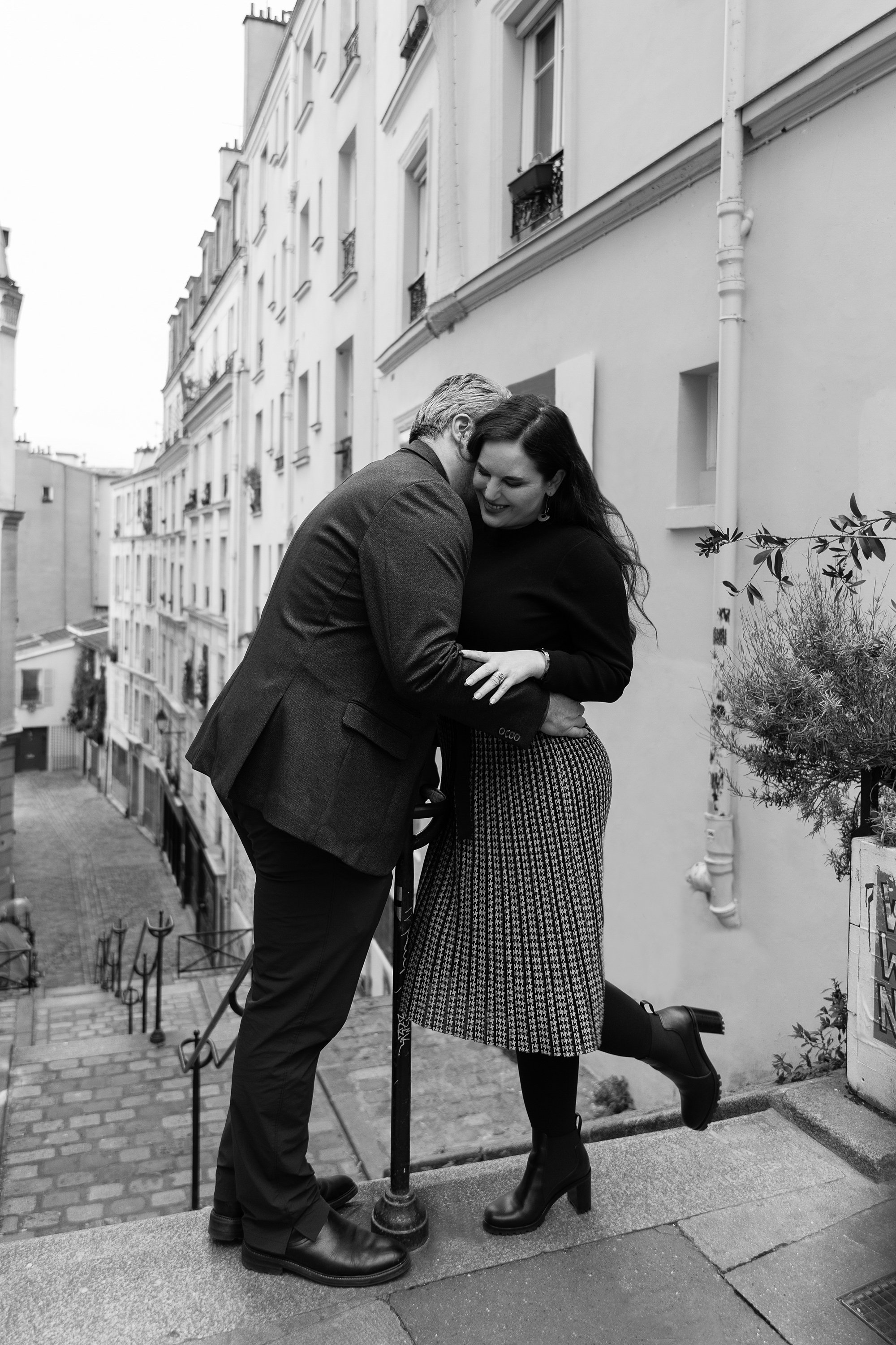paris-couple-romantic-winter-photo-shoot-photographer-017.jpg