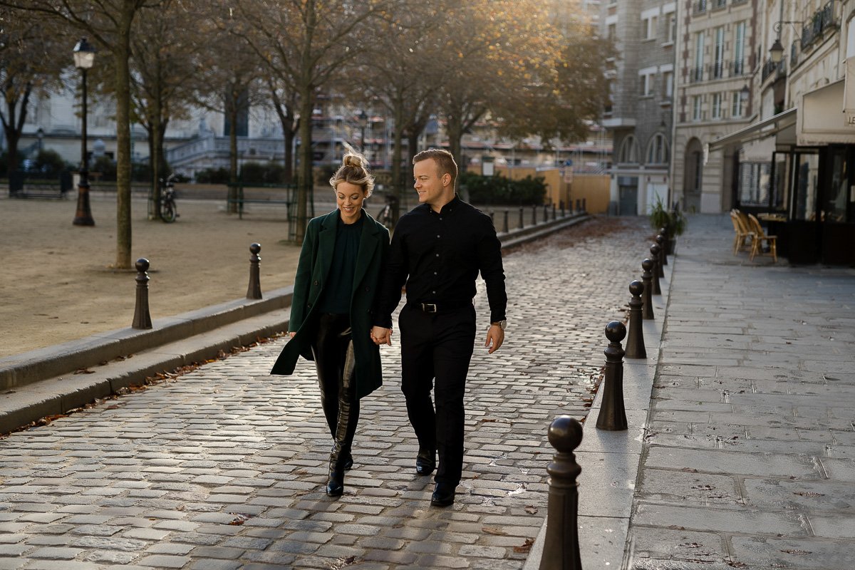 paris-couple-photographer-winter-pont-neuf-photo-shoot-003.jpg