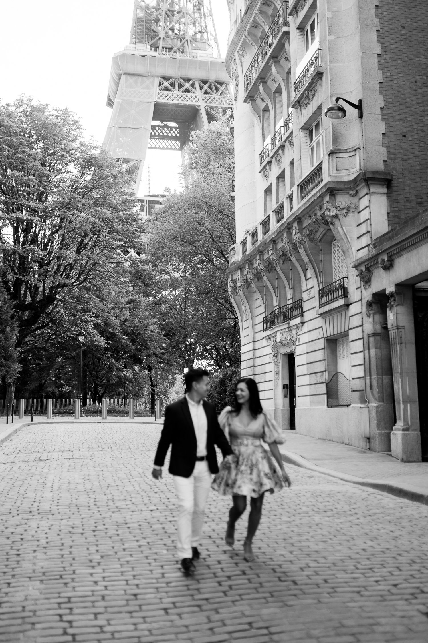 paris-couple-photographer-14.jpg