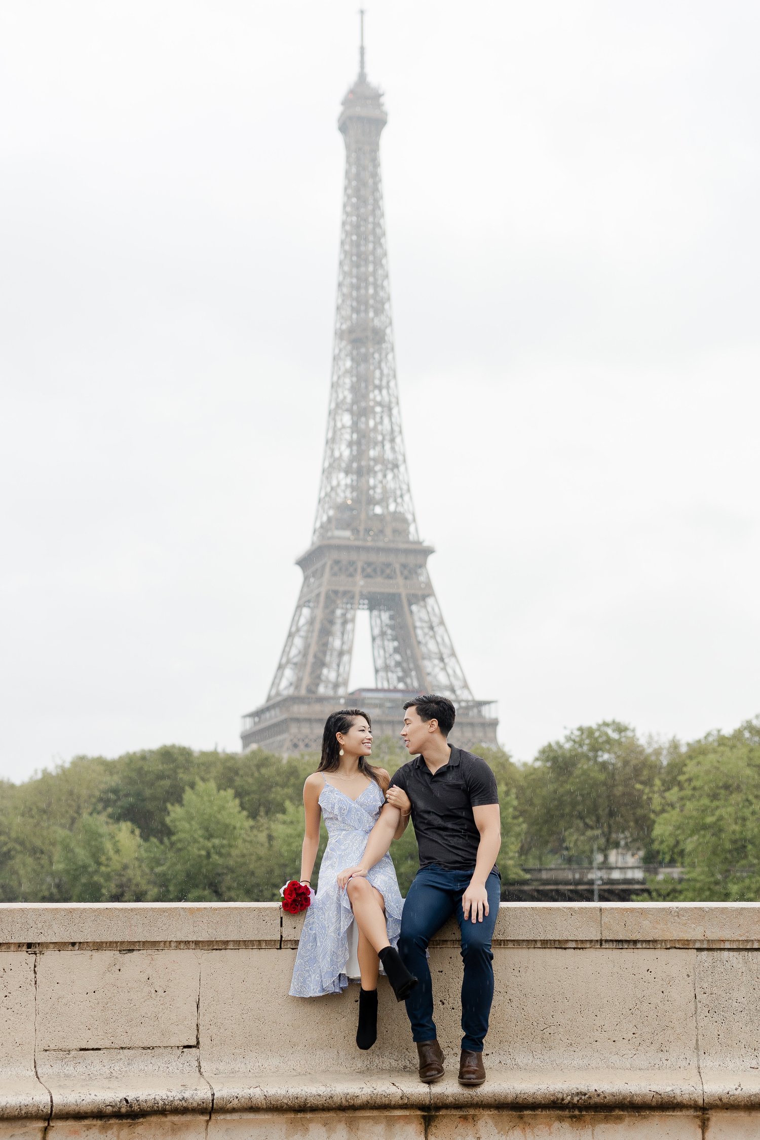 paris-proposal-photographer-rainy-eiffel-tower-7.jpg