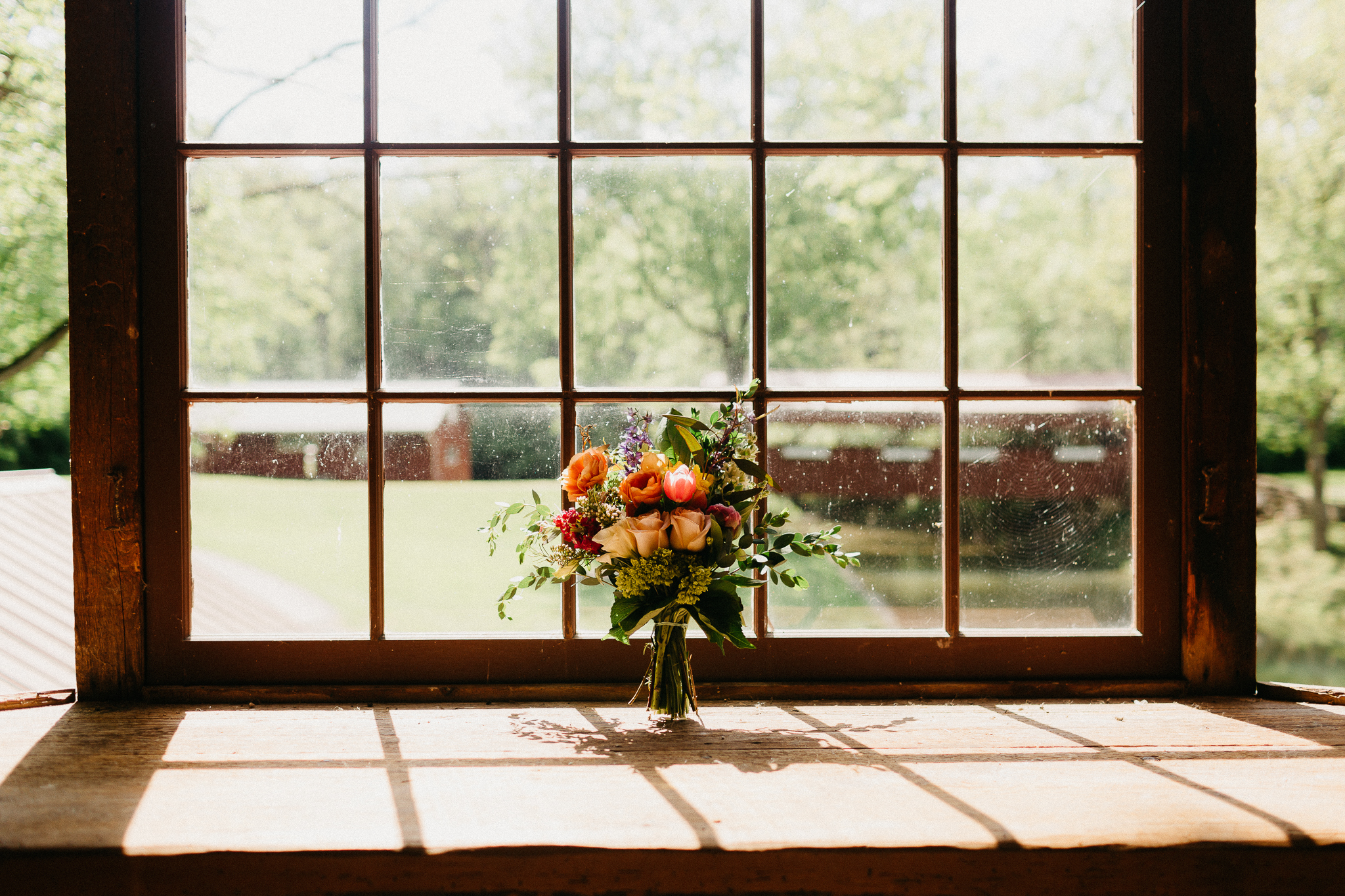 eastlyn bright intimate ohio backyard bohemian forest wedding photographer -27.jpg