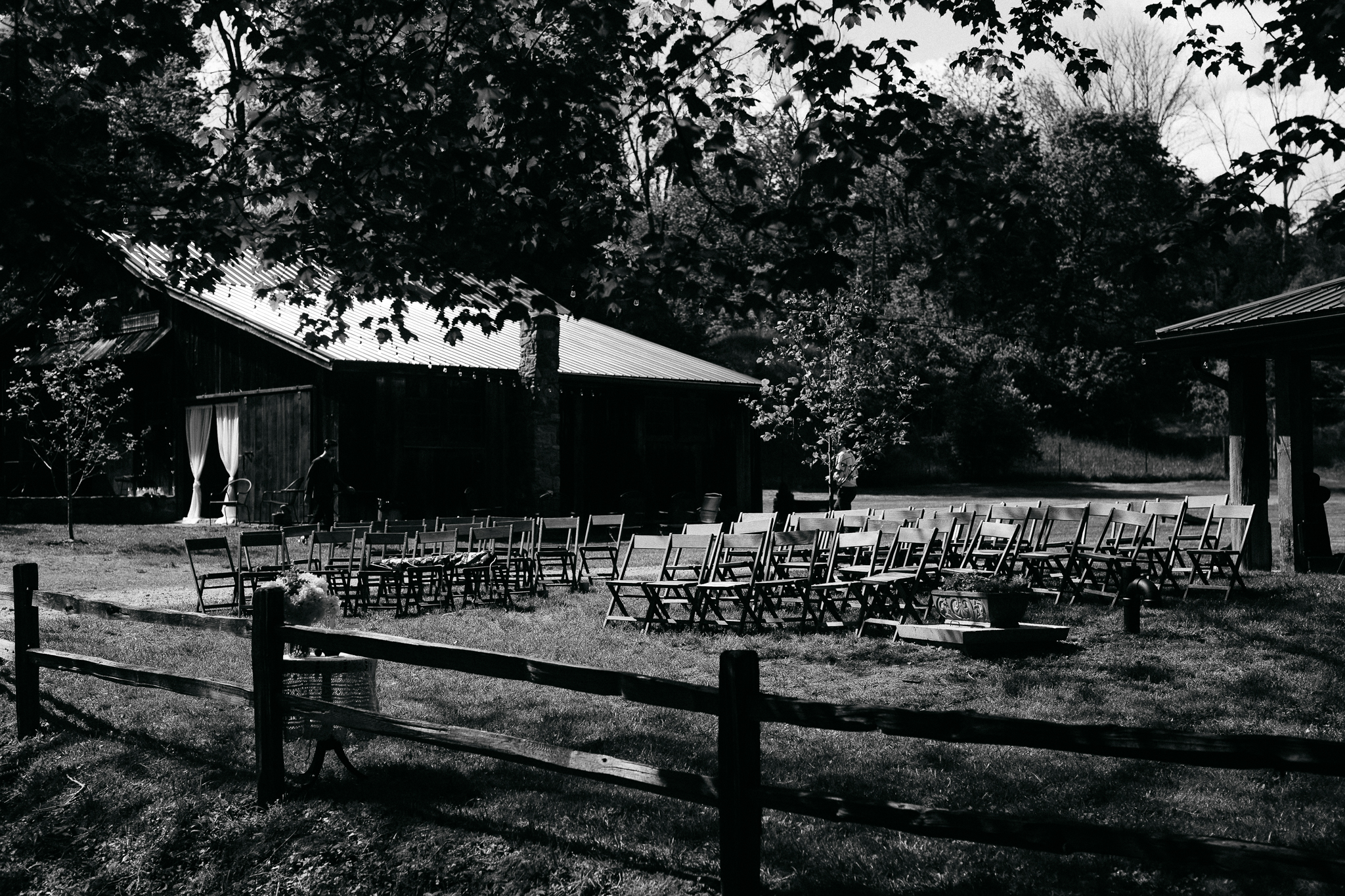 eastlyn bright intimate ohio backyard bohemian forest wedding photographer -43.jpg