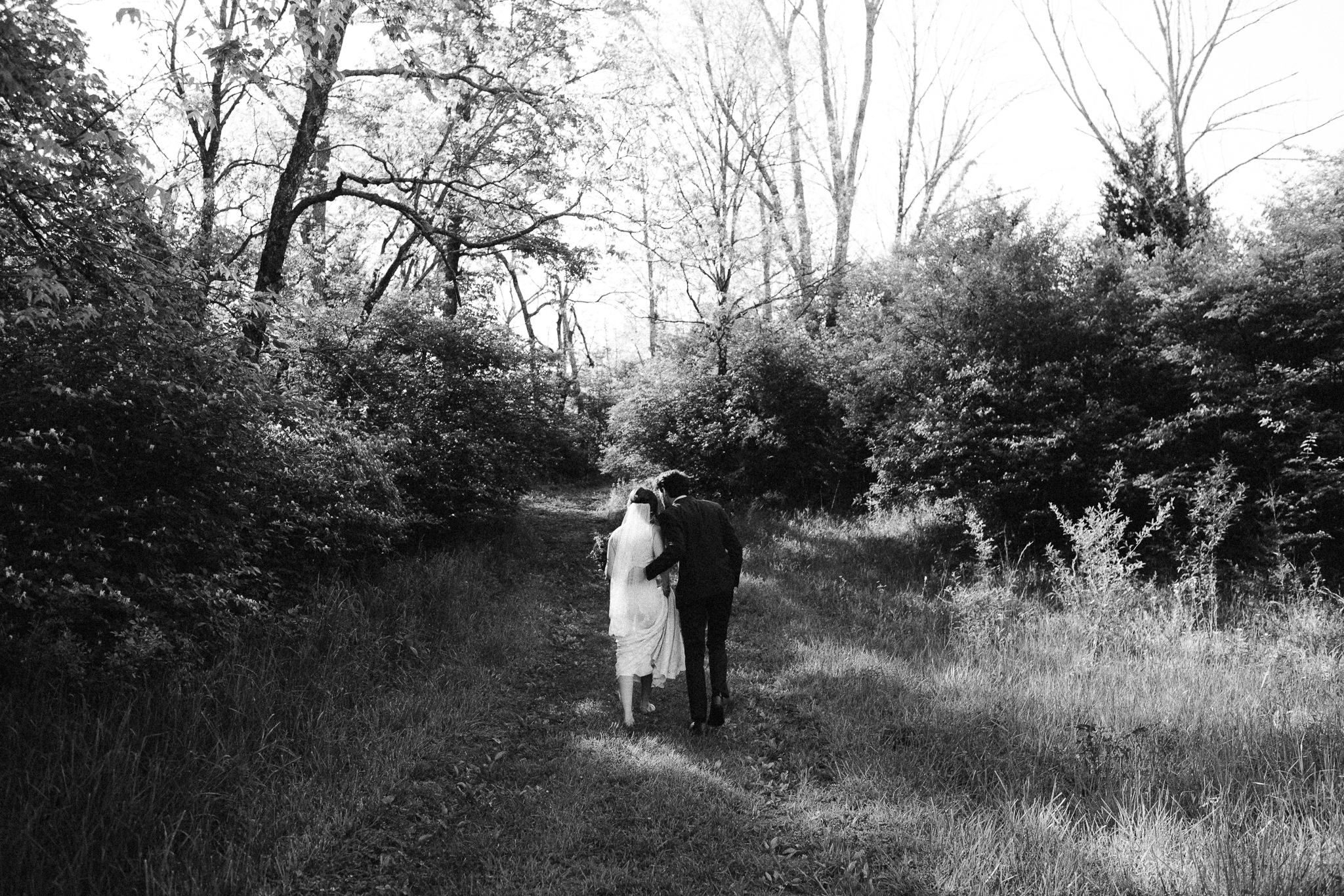 eastlyn bright intimate ohio backyard bohemian forest wedding photographer -96.jpg