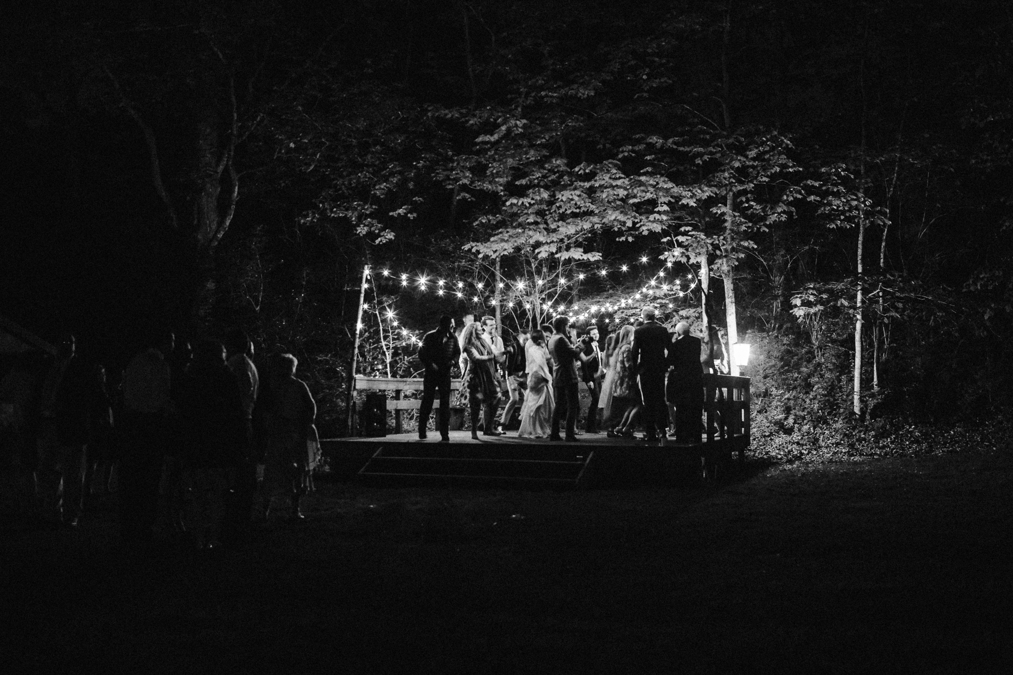 eastlyn bright intimate ohio backyard bohemian forest wedding photographer -219.jpg