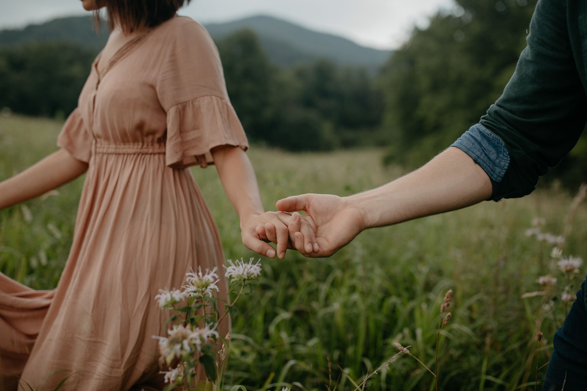 ariannamtorres and isaac engagement session at cades cove smoky mountains elopement-66.jpg