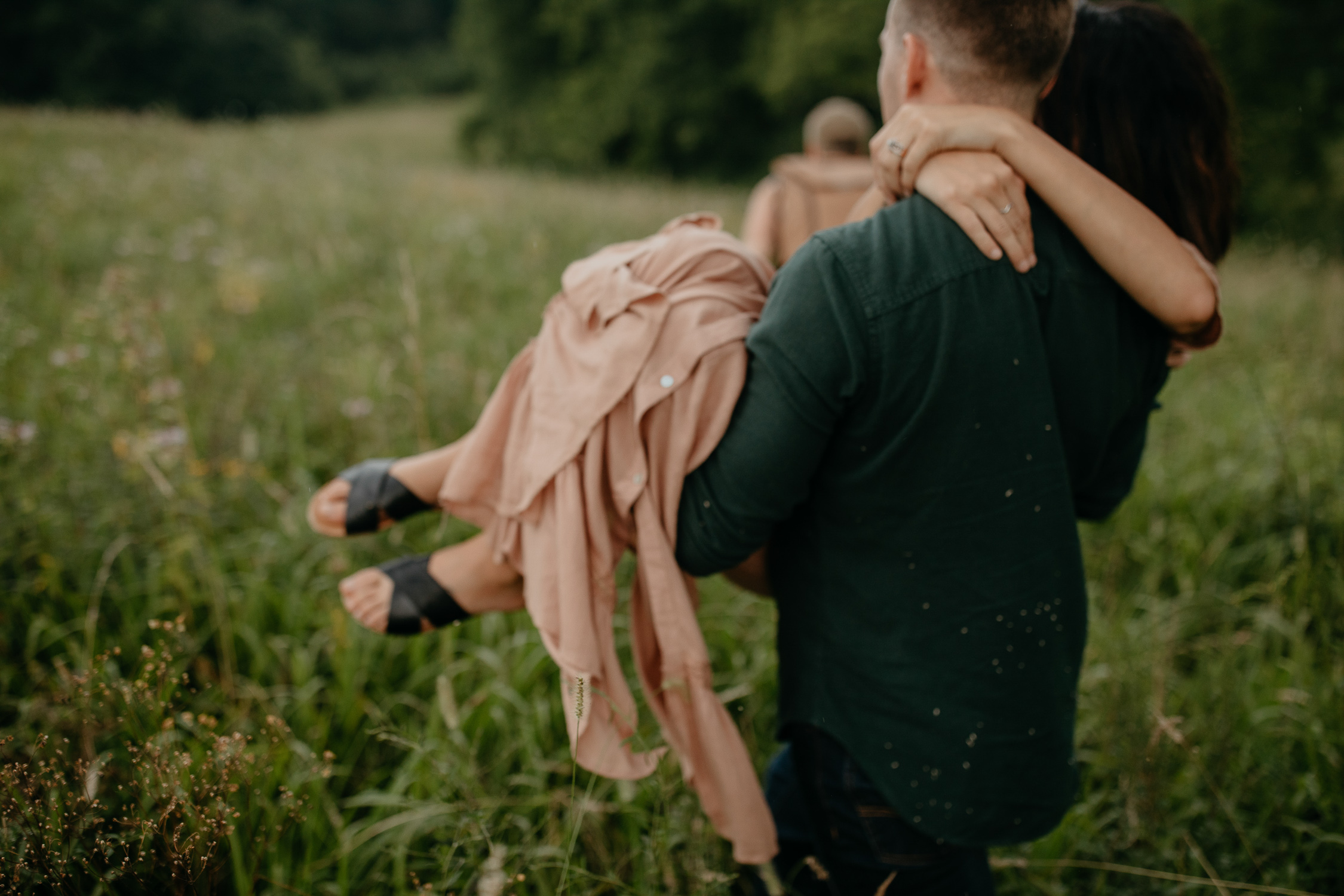 ariannamtorres and isaac engagement session at cades cove smoky mountains elopement-70.jpg