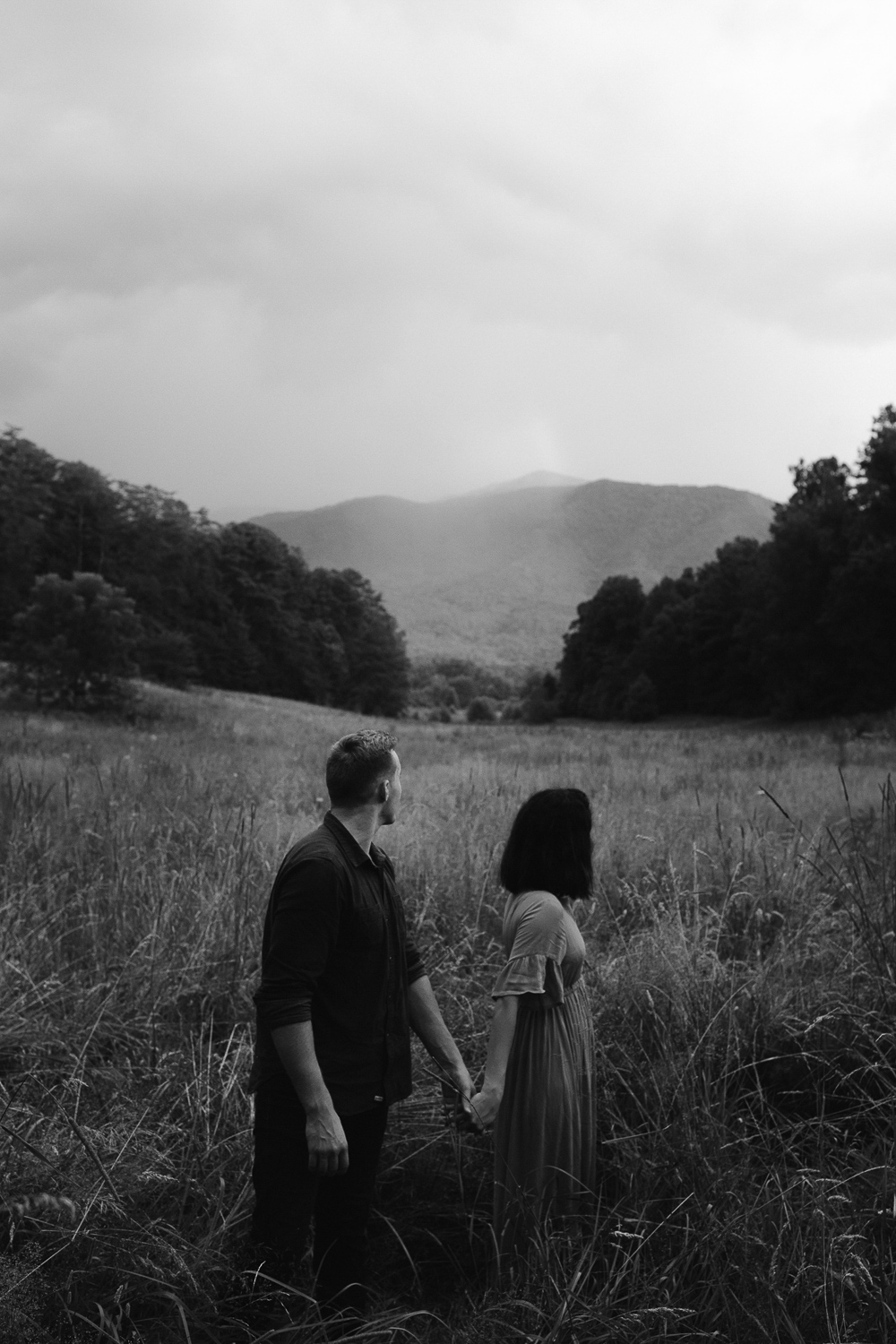 ariannamtorres and isaac engagement session at cades cove smoky mountains elopement-94.jpg