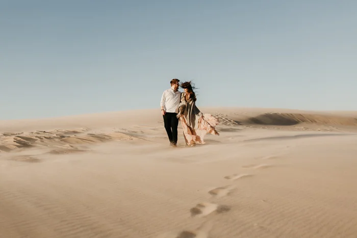 adventure-sand-dunes-elopement-2.jpg