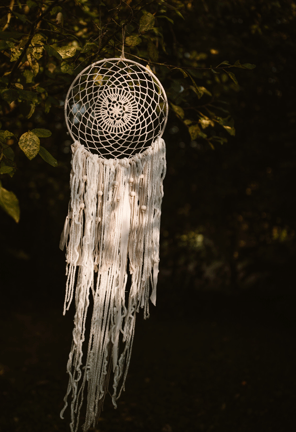 dream-catcher-gif-boho-wedding.gif