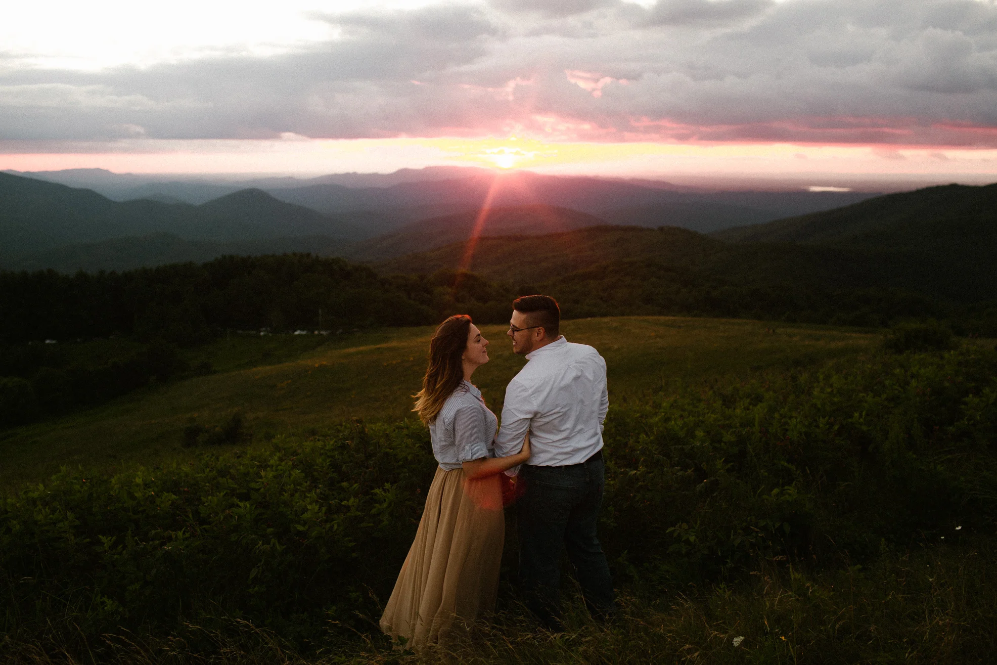 max-patch-mountain-asheville-north-carolina-advneture-elopment-photographer-42.jpg
