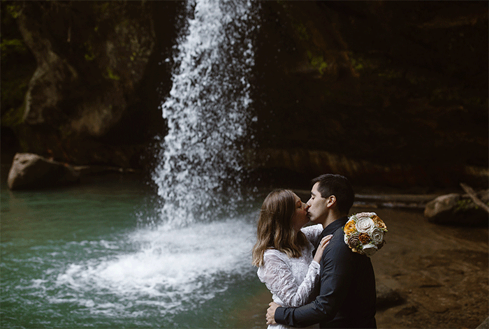 hocking hills elopement photographer7.gif