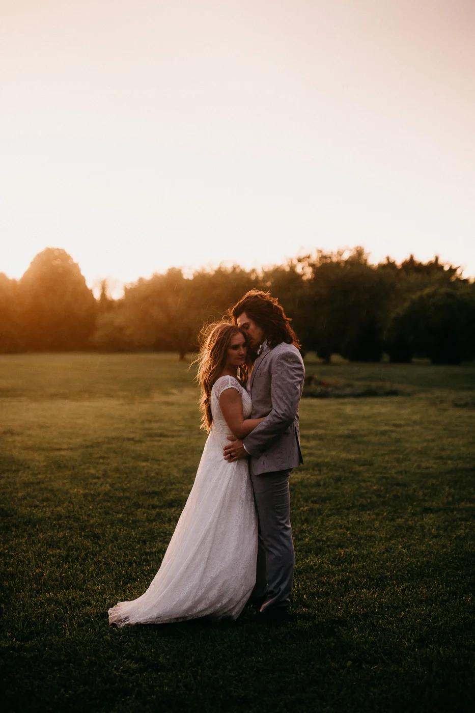 eastlyn-bright-pine-spring-estate-wedding-photographer-ohio-intimate-wedding-photographer-197.jpg