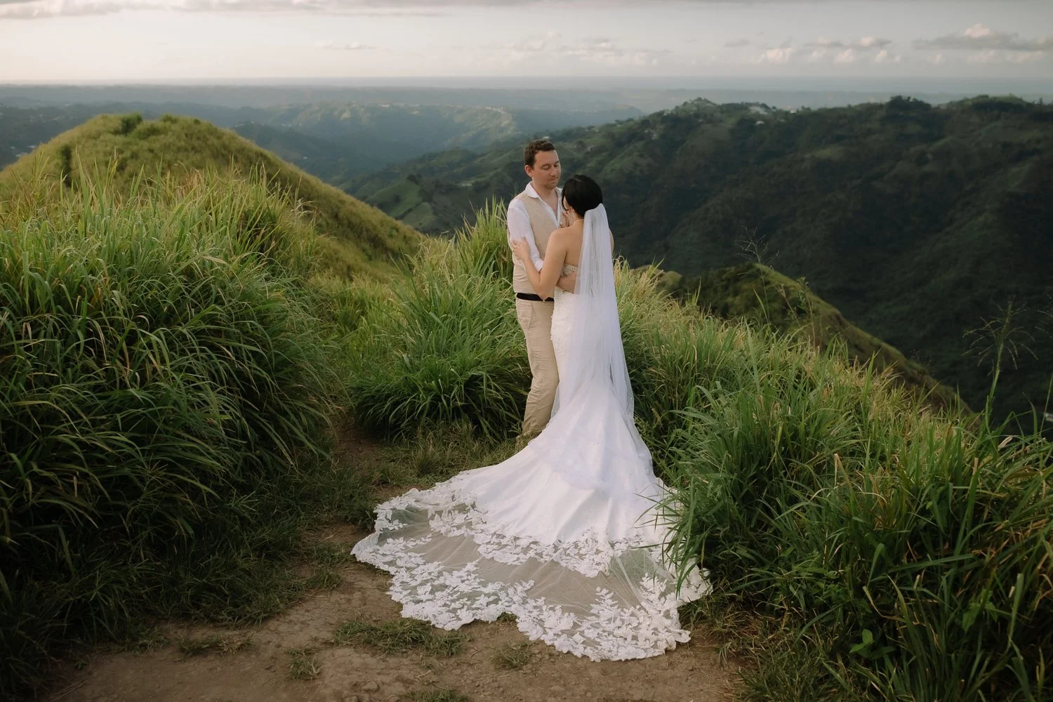 Cerro Mime Elopement Photos in the Mountains of Puerto Rico