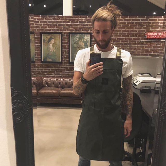 @chrishenriksen wearing @knifeandflag GREEN : NON POROUS CORE - WORK &amp; BLEED  available now at WWW.KNIFEFLAG.COM  knifeandflag #survivalunion #workwear #workapron #stlouis