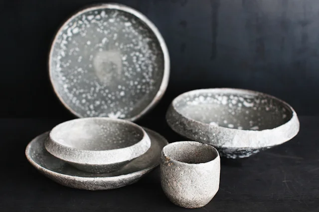 SOME/THINGS LIMITE/DITIONS CERAMIC BOWLS BY ELENA GILEVA, PHOTOGRAPHED BY MATTEO CARCELLI FOR SOME/THINGS AGENCY