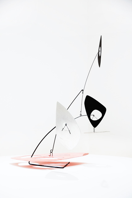 SOMESLASHTHINGS AGENCY pace gallery london alexander calder by nat urazmetova 07.jpg