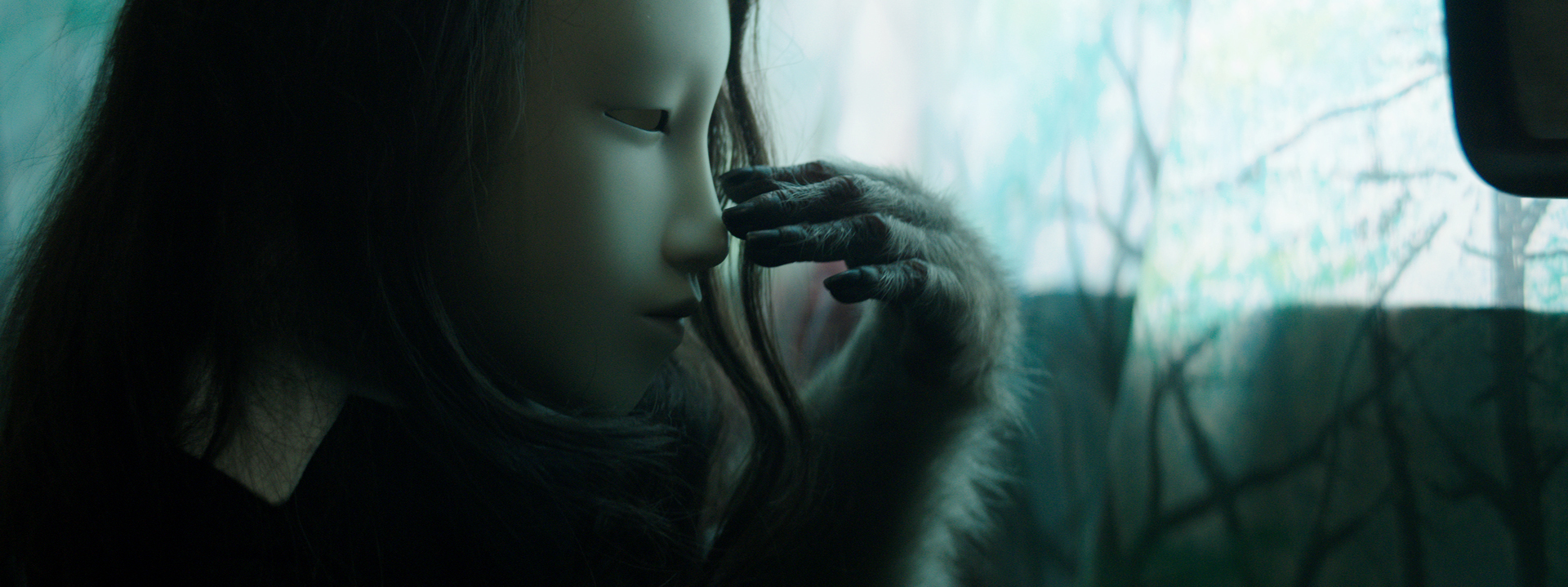 pierre huyghe, from 'IN. BORDER. DEEP', hauser & wirth london, 2014, video still. © pierre huyghe, courtesy the artist, hauser & wirth, london and anna lena films, paris 
